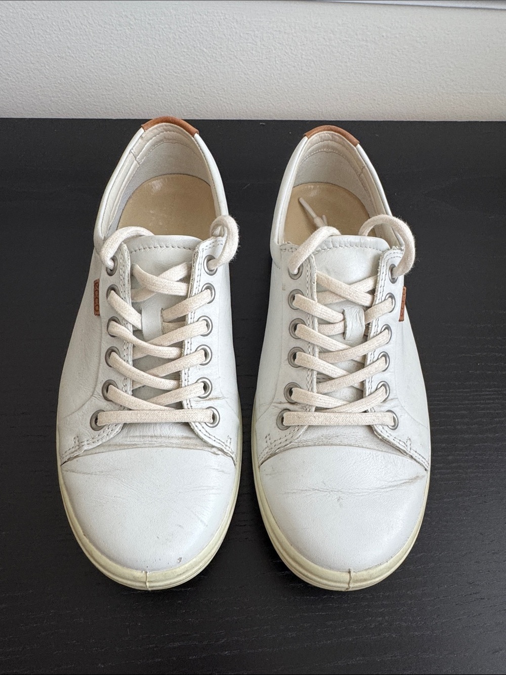 Ecco Women’s Soft VII Leather Sneakers